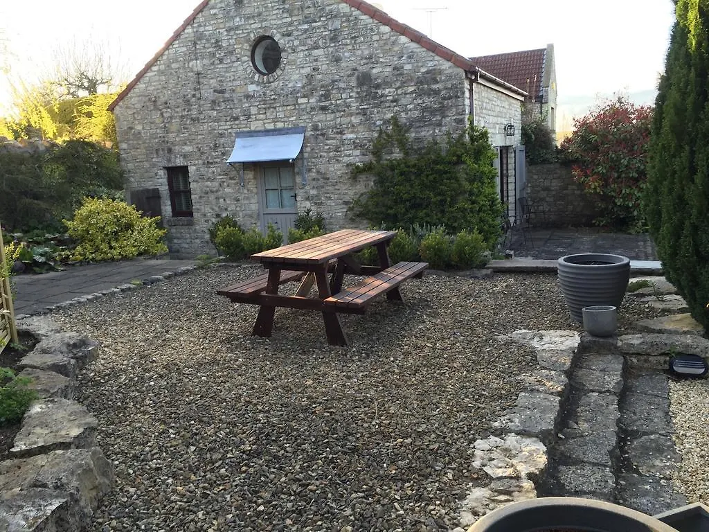Farm stay The Apple Shed Villa Farmborough United Kingdom