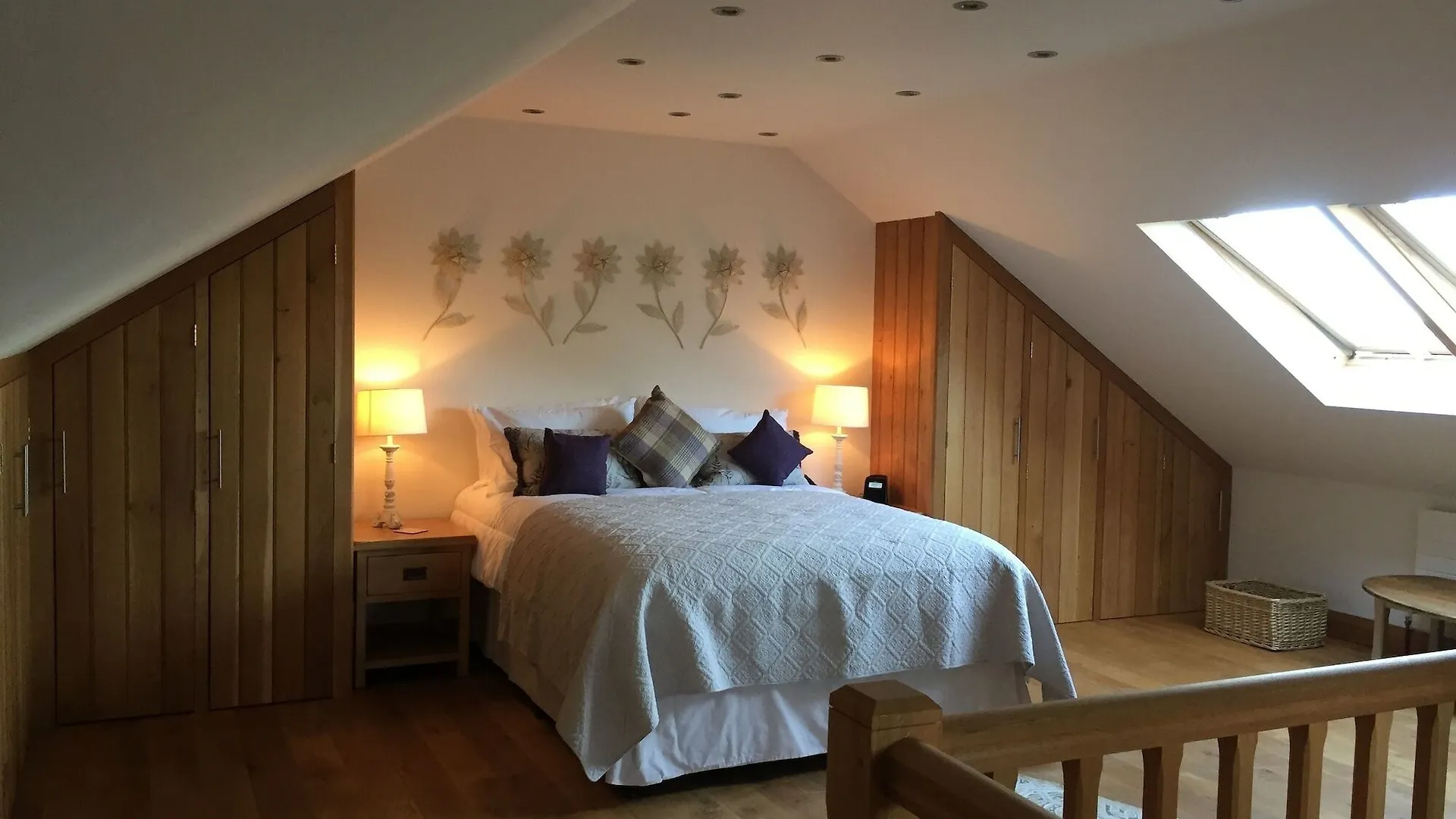 The Apple Shed Villa Farmborough Farm stay